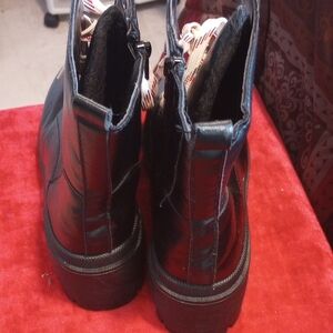 Black Lace-Up Women's Boots